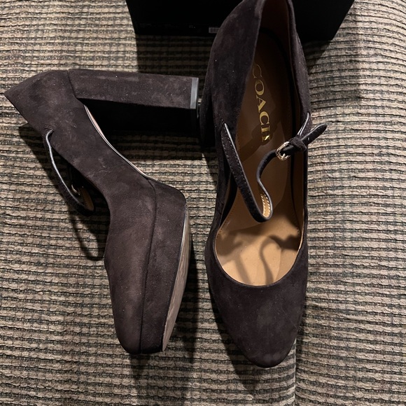 Coach Brown suede platform heels - Picture 4 of 5